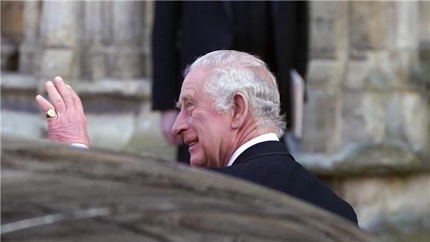 Die Krönung von König Charles III. wird von negativen Schlagzeilen begleitet.