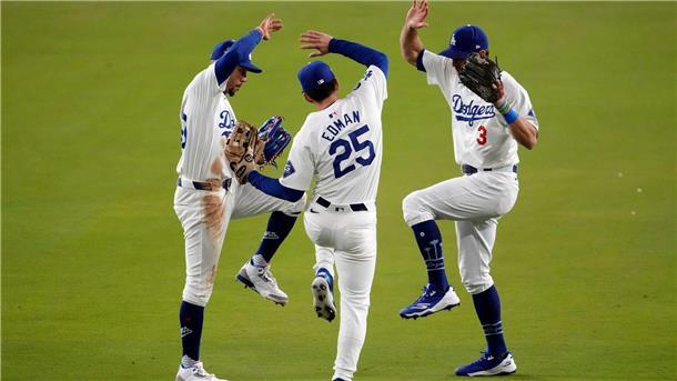 LA Dodgers fehlen zwei Siege zum Gewinn der World Series Die LA Dodgers gewinnen auch das zweite Finale in der World Series gegen die New York Yankees.