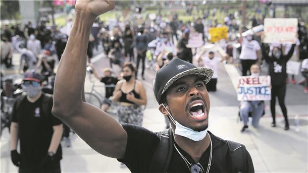 Die landesweiten Proteste richten sich nach dem gewaltsamen Tod des Afroamerikaners Floyd durch einen weißen Polizisten gegen Rassismus und Polizeigewalt.