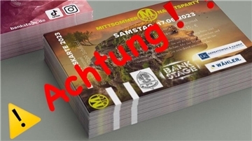 Ticketstapel, darüber steht das Wort Achtung
