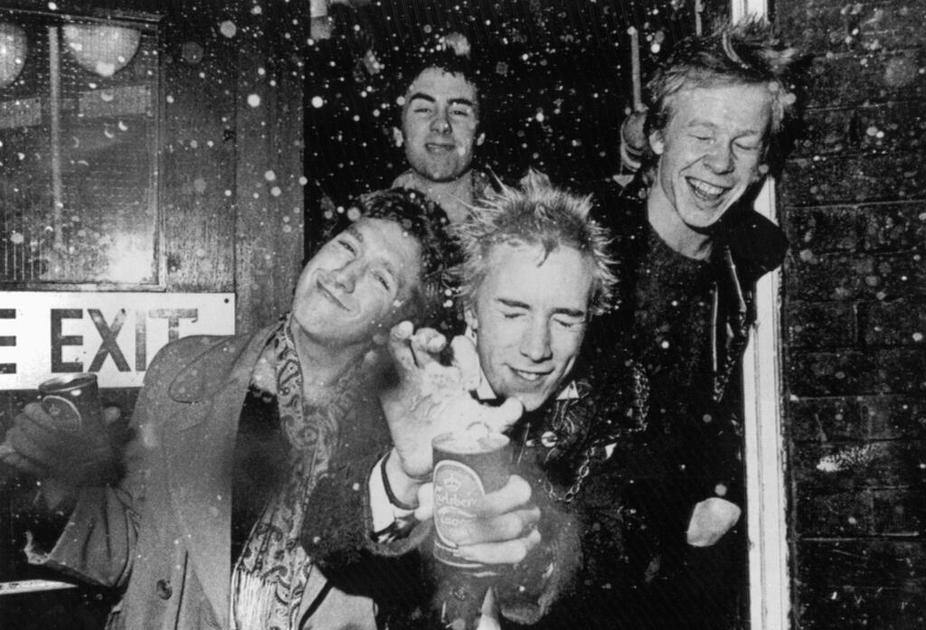 Die legendäre Punkband Sex Pistols in ihrer Originalbesetzung mit Sänger John Lydon. (Archivbild)