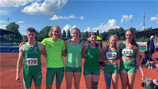 Die Leichtathleten des TSV Wehdel kehrten erfolgreich von den Bezirksmeisterschaften aus Verden zurück (von links): Lasse Daut, Loris Kroisandt, Kaja Suhrhoff, Hannah Zülch, Hannah Pöhl und Malin Sulenski. Es fehlen die Wehdeler Inken Iversen, Carlotta Schmidt und Lars Christian Henning.