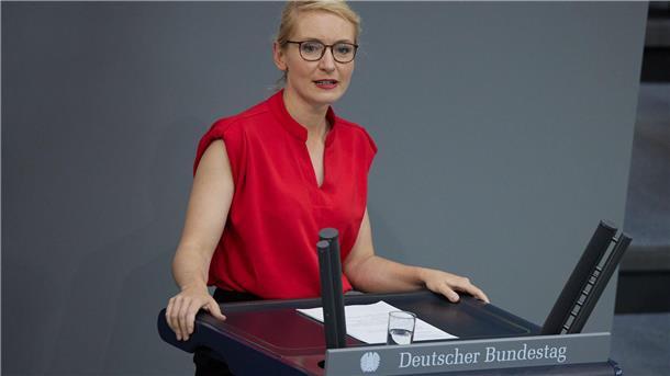 Spahn: Masken-Vorwürfe entkräftet - Linke fordert Rücktritt Die Linken-Vorsitzende Ines Schwerdtner fordert Spahns Rücktritt als Fraktionsvorsitzender der Union.