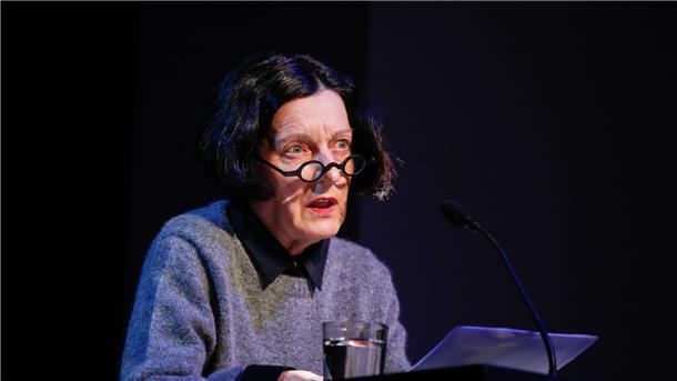 Die Literaturnobelpreisträgerin Herta Müller erhält den Internationalen Brückepreis.