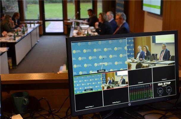 Die Live-Übertragungen aus dem Sitzungssaal des Rotenburger Kreishauses werden im nächsten Jahr fortgesetzt. Vier Folgen werden zu sehen sein.