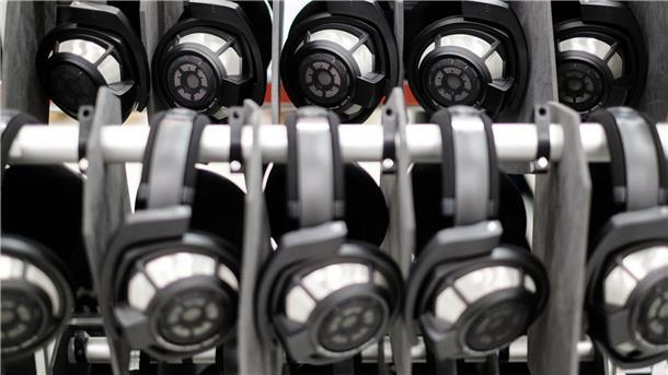 Illegale Absprachen: Sennheiser muss Millionenstrafe zahlen Die Marke Sennheiser ist international für ihre Kopfhörer bekannt. (Archivbild)