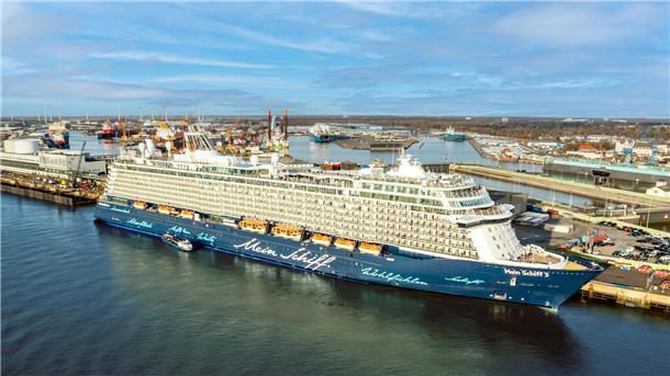 Mein Schiff 3 kommt nach Bremerhaven: Noch zweimal Norwegen, dann ist Schluss Die Mein Schiff 3 in Bremerhaven.