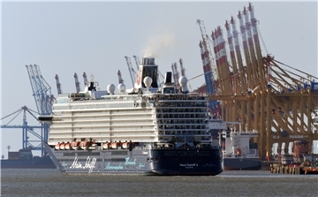 Die „Mein Schiff 3“ wird bis Oktober 2024 noch 50 Mal von der Columbuskaje ablegen.