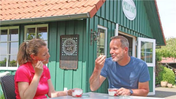 Die Melkhüs im Landkreis Rotenburg starten in die neue Saison. Viele Wanderer und Radtouristen wird das freuen.