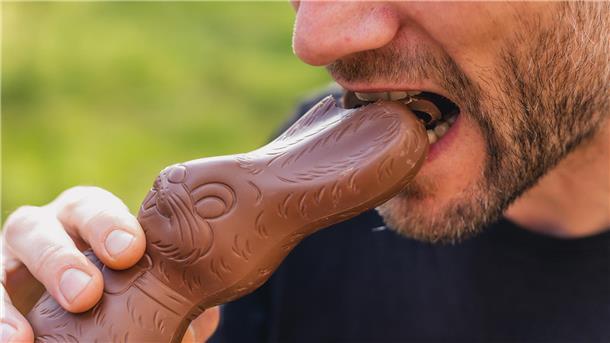 Die Menschen haben mehr Hunger auf Schoko-Osterhasen als auf Schoko-Weihnachtsmänner.