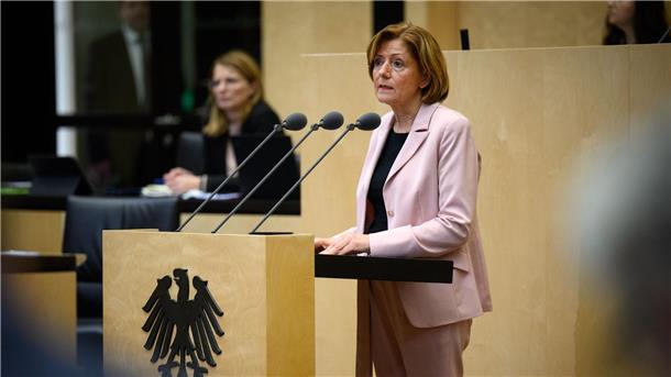 Reform des Staatsbürgerschaftsrechts nimmt letzte Hürde Die Ministerpräsidentin von Rheinland-Pfalz, Malu Dreyer, hat sich für die Reform ausgesprochen.