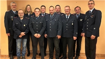 Die Mitglieder der Feuerwehr Wense: Peter Dettmer (von links), Lothar Müller, Rabea Meyer, Kersten Schäfer, Julian Poppe, Stefan Müller, Florian Schäfer, Heiko Peper, Hermann Müller, Torben Wilshusen.