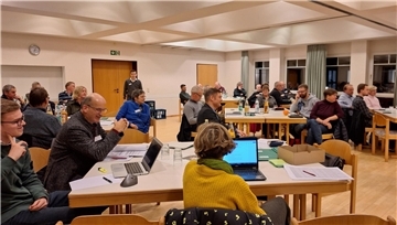 Die Mitglieder der Kirchenkreissynode trafen sich in der Freizeit- und Begegnungsstätte in Oese.