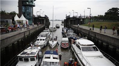 Motorbote bei den Maritimen Tagen.