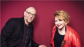 Das Musiker-Duo aus Karin Bachner und Jörg Seidel  im Portrait. 