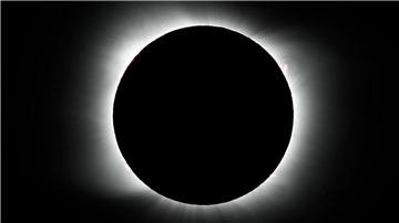 Die Nasa misst die Sonnenfinsternis unter anderem mit Flugzeugen und Ballons (Illustration).