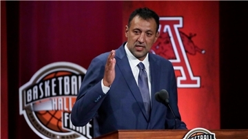 Die NBA-Legende Vlade Divac wurde 2019 in der Naismith Memorial Hall of Fame in Springfield aufgenommen.