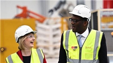 Die neu britische Premierministerin Liz Truss und ihr Schatzmeister Kwasi Kwarteng.