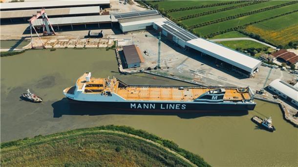 Die neue RoRo-Frachtfähre der Mann Lines wird 2025 in Dienst gestellt und unterstützt den Güterverkehr auf der Nordsee-Baltikum-Route.
