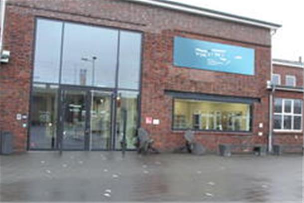 Das Foto zeigt die Außenfassade des Museums "Windstärke 10". Dort ist ab Sonntag eine Sonderausstellung zur Hafengeschichte in Cuxhaven zu sehen. 