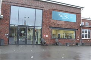Das Foto zeigt die Außenfassade des Museums "Windstärke 10". Dort ist ab Sonntag eine Sonderausstellung zur Hafengeschichte in Cuxhaven zu sehen. 
