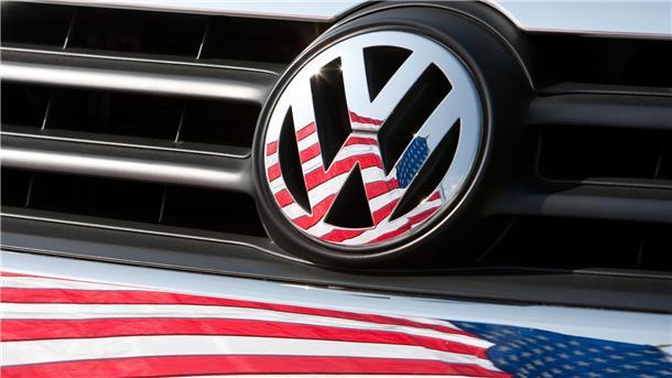 VW startet wegen der US-Zölle Notfallplan - Appell an Trump Die neuen US-Zölle gegen Mexiko treffen auch VW. (Archivbild)