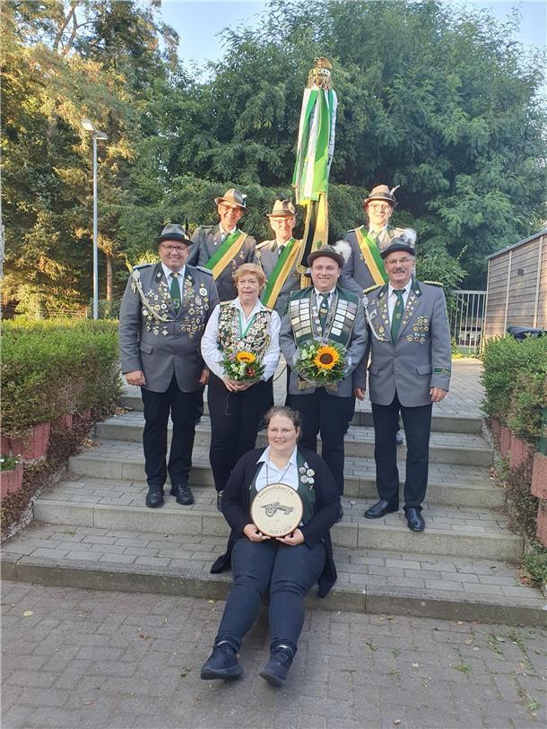 Die neuen Vizemajestäten des Schützenvereins Nieder Ochtenhausen.