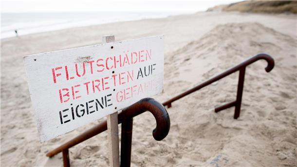 Die Nordseeinsel ist von schweren Sandverlusten in diesem Winter verschont geblieben - für die Badesaison reicht der Restsand dennoch nicht. 