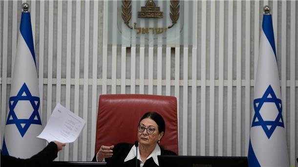 Die oberste Richterin Israels: Esther Chajut.
