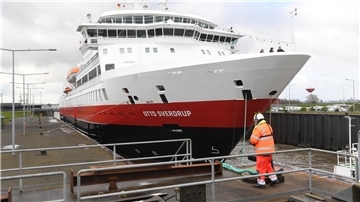Die „Otto Sverdrup“ hat den Werftaufenthalt in Bremerhaven beendet.