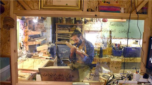 Tagelanges Bauen an einem Instrument Die Ouds von Omar Shalash werden bereits in vielen Ländern gespielt.