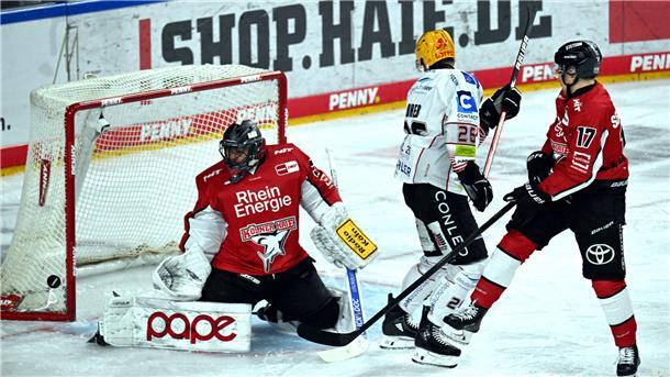 Die Pinguins machten im vierten Spiel deutlich mehr Druck als in den ersten Duellen und besannen sich auch ihre Stärken.