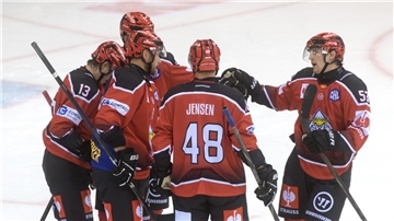 Die Pinguins starten in ihre zehnte DEL-Saison. Schaffen sie es auch wieder in die Playoffs? Die Meinung der Experten ist ziemlich eindeutig.