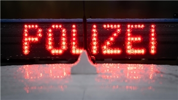 Leuchtschrift „Polizei“