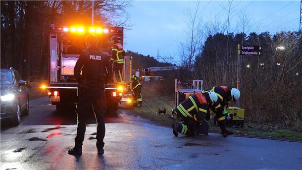 Fall Bramsche: Mordverdächtiger in U-Haft Die Polizei sperrt den Bereich um das Schützenhaus weiträumig ab. In Bramsche bei Osnabrück hat es in der Nacht zum Sonntag eine Gewalttat gegeben.