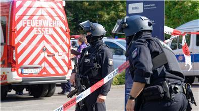 Die Polizei wird zu einem Großeinsatz gerufen.