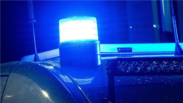 Schlagringe, Cannabis und Messer in Bremen sichergestellt Die Polizei zeigt eigenen Angaben zufolge in der Bremer Bahnhofsvorstadt und im Steintorviertel stärker Präsenz. (Symbolbild)