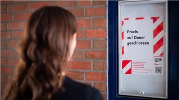 Die Praxis von Dr. Birgit Lorenz ist jetzt dauerhaft geschlossen. 