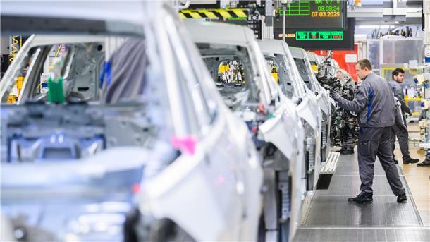VW: Chipversorgung auch kommende Woche gesichert Die Produktion bei VW läuft auch nächste Woche weiter. (Archivbild)