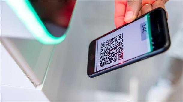 Polizei warnt vor Betrug mit QR-Codes Die QR-Codes führen auf gefälschte Webseite. (Symbolbild)