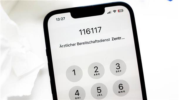 KVN: Ärzte und Patienten mit neuer Bereitschaft zufrieden Die Reform der 116 117 senkt laut KVN die Belastung für die Ärztinnen und Ärzte.