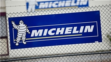 Die Reifenbranche in Deutschland steckt in der Krise. Auch die Michelin-Werke sind davon betroffen.
