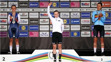 Die Rosenheimerin Antonia Niedermaier (m) wurde beim Giro d’Italia Sechste.