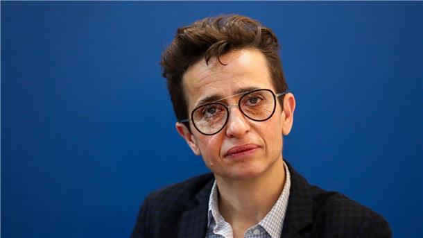 Die russisch-amerikanische Journalistin Masha Gessen erhielt Kritik für Äußerungen im „The New Yorker“.