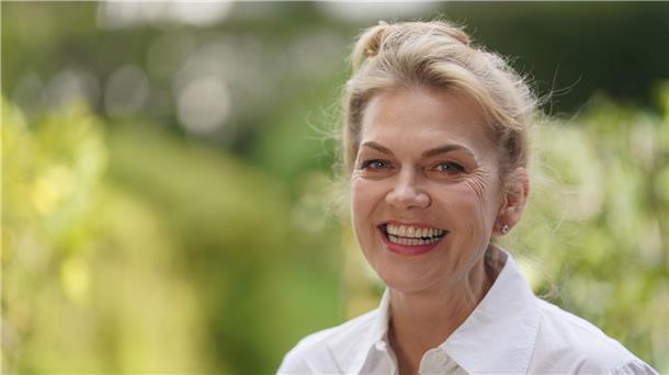 Die Sängerin und Schauspielerin Anna Loos will groß feiern - aber erst 2024.