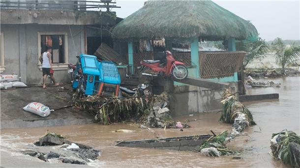 Sturm „Trami“: Zahl der Toten auf den Philippinen steigt Die Schäden auf der Hauptinsel Luzon sind enorm.