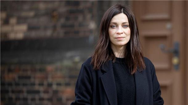 Fast fünf Millionen Menschen sehen ARD-Drama „Wolfswinkel“ Die Schauspielerin Claudia Eisinger spielt in der WDR/ARD-Produktion „Wolfswinkel“ eine der Hauptrollen.