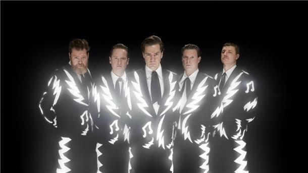 Die schwedische Band The Hives meldet sich zurück.