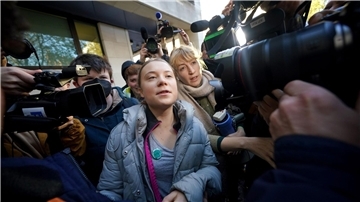 Die schwedische Klimaaktivistin Greta Thunberg trifft vor dem Westminster Magistrates‘ Court ein.