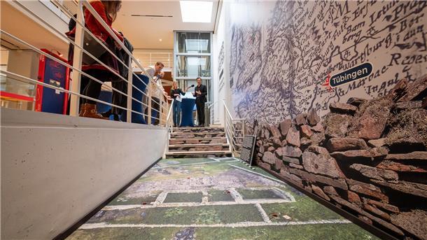 Die Sonderausstellung „Immer weiter – Die Hanse im Nordatlantik“ lädt seit dem 24. März im Deutschen Schifffahrtsmuseum (DSM) / Leibniz-Institut für Maritime Geschichte zur archäologischen Spurensuche ein. 